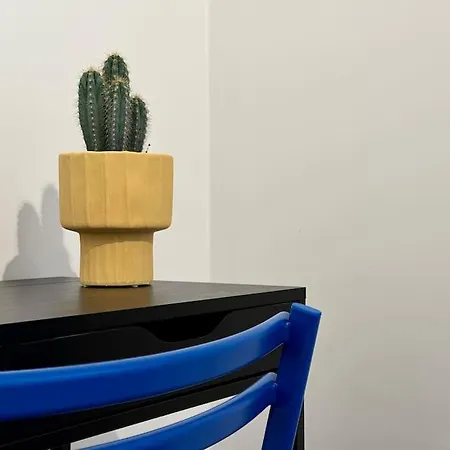 Luxury Loft In דירה *